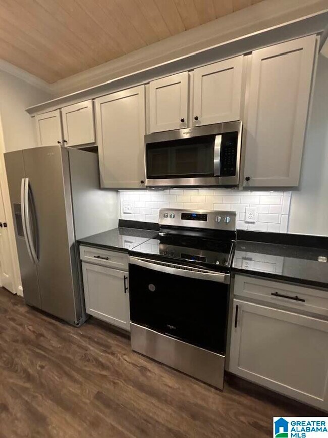 Building Photo - 4303 Lennox Ct