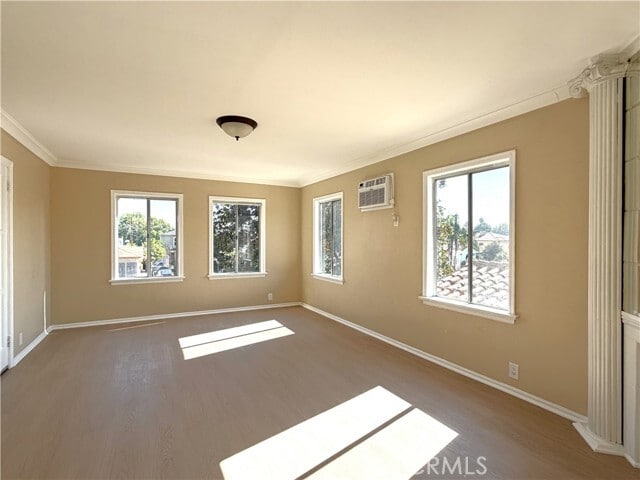 Building Photo - 3357 Sunnynook Dr