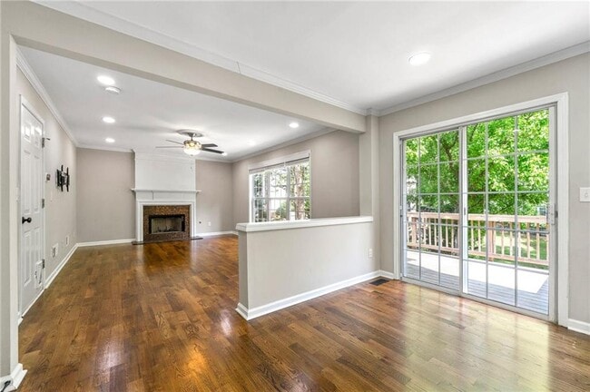 Building Photo - 7260 Foxberry Ct