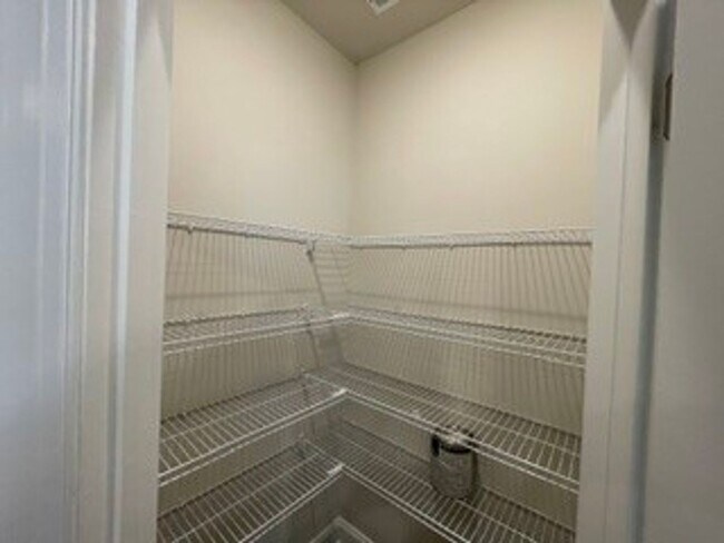 Building Photo - 4506 Skywood Ln
