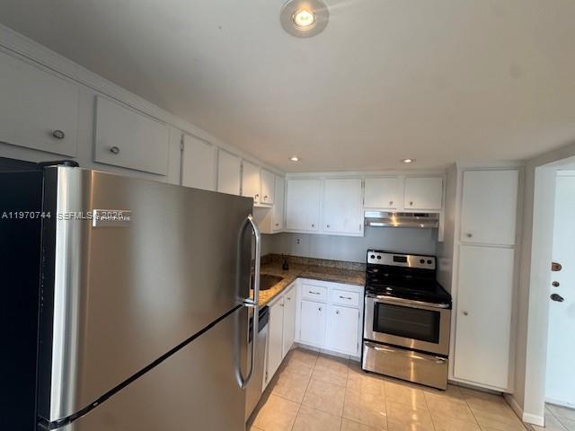 Building Photo - 2761 Taft St