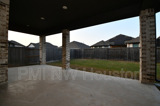 Building Photo - 29914 Violet Crest Ct