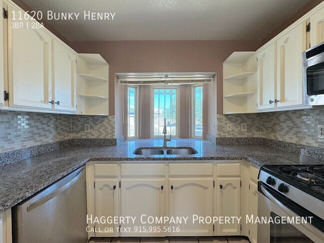Building Photo - 11620 Bunky Henry Ln