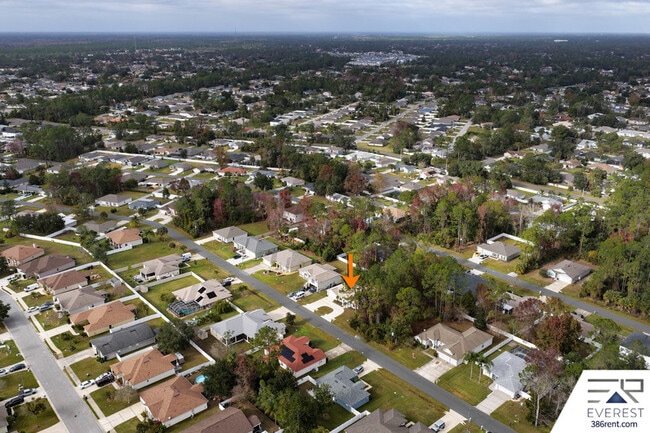 Building Photo - 59 Riverina Dr