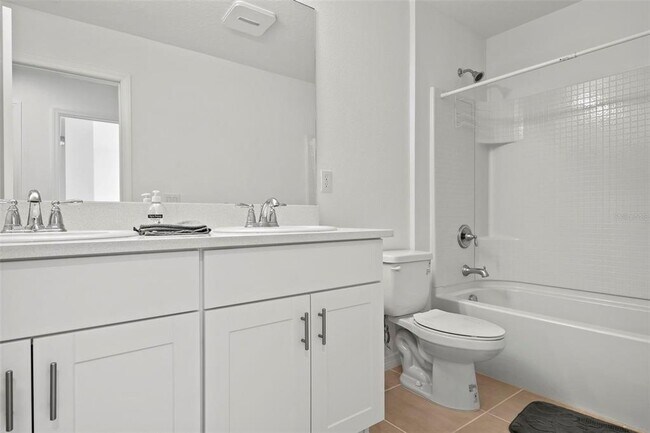 Building Photo - 6305 Springmont Lp