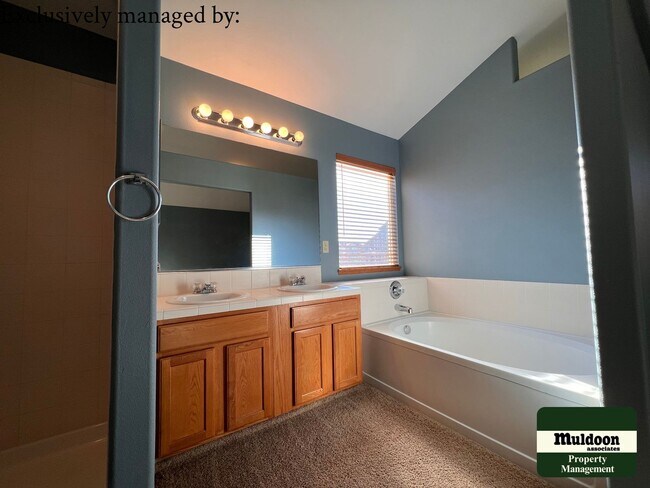 Building Photo - Beautiful home in Claremont Ranch