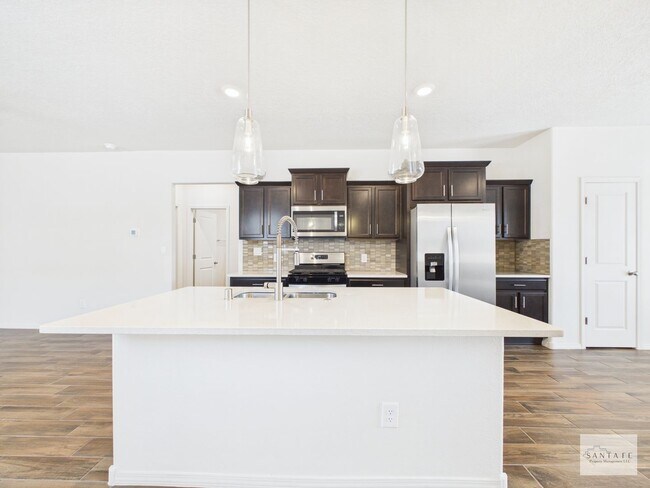Building Photo - 4207 Via De Ventura