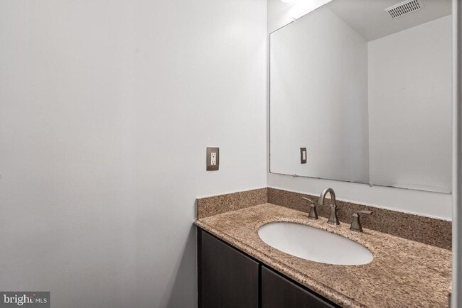 Building Photo - 10322 Castlehedge Terrace