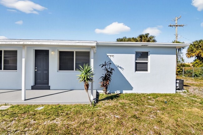 Building Photo - 58 W 27th St