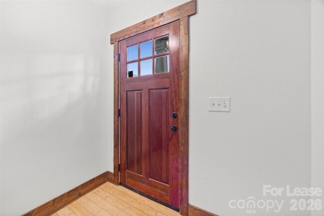 Building Photo - 1733 Matheson Ave