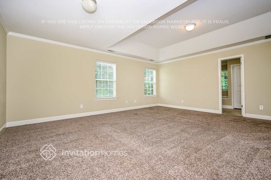 Building Photo - 165 Shoal Park Dr