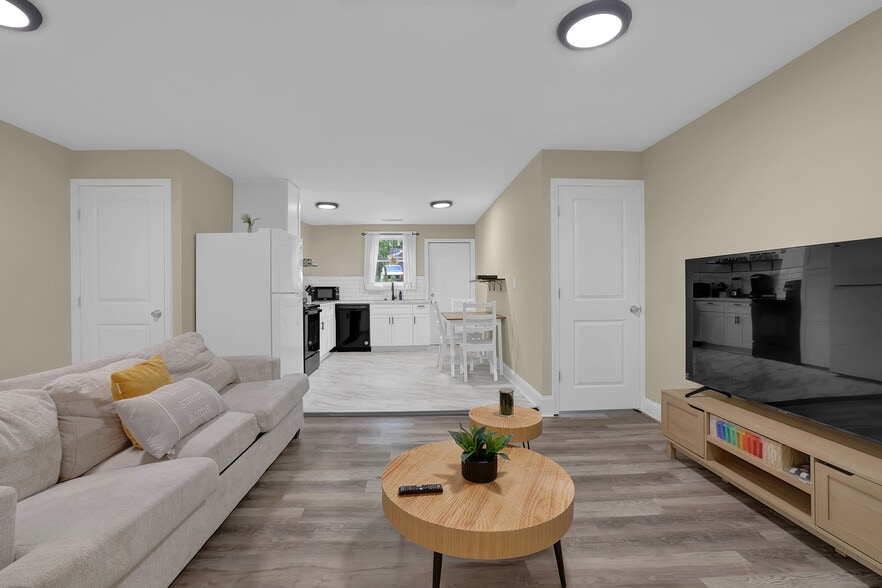 Building Photo - 1268 Ladd St SW