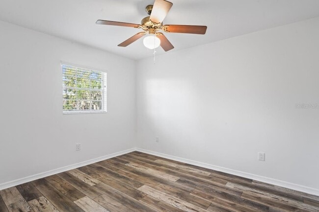 Building Photo - 6634 Hickorywood Ln