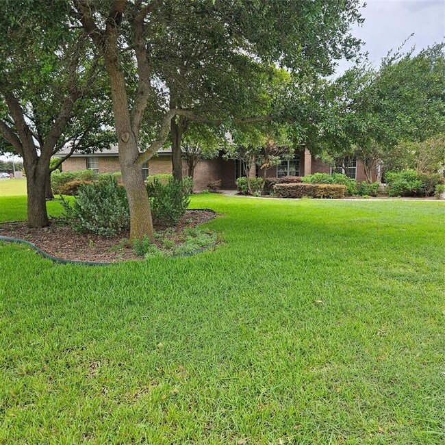Building Photo - 1439 Savannah Prairie