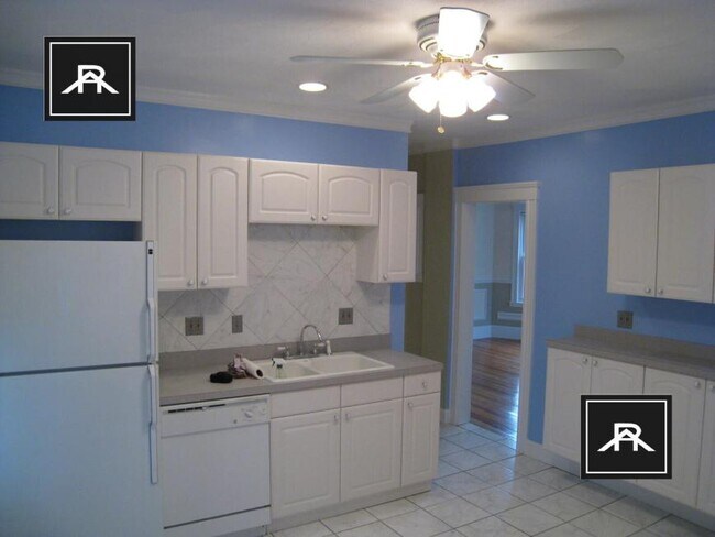Building Photo - 3 bedroom in Brighton MA 02135