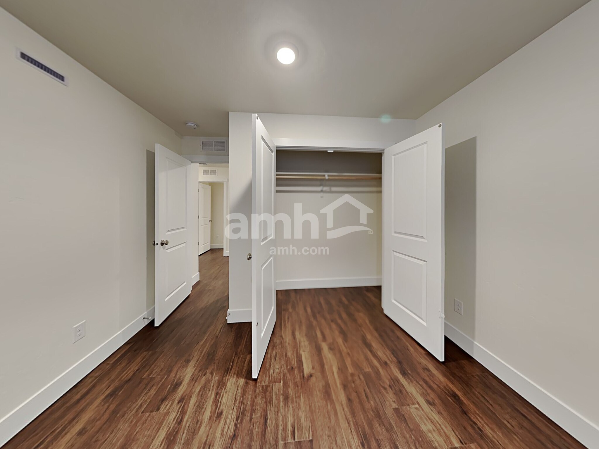 Building Photo - 19219 15th Ave Ct E