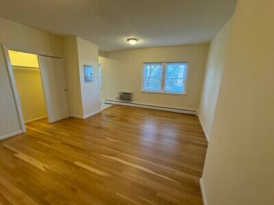 Building Photo - 2016 Commonwealth Ave