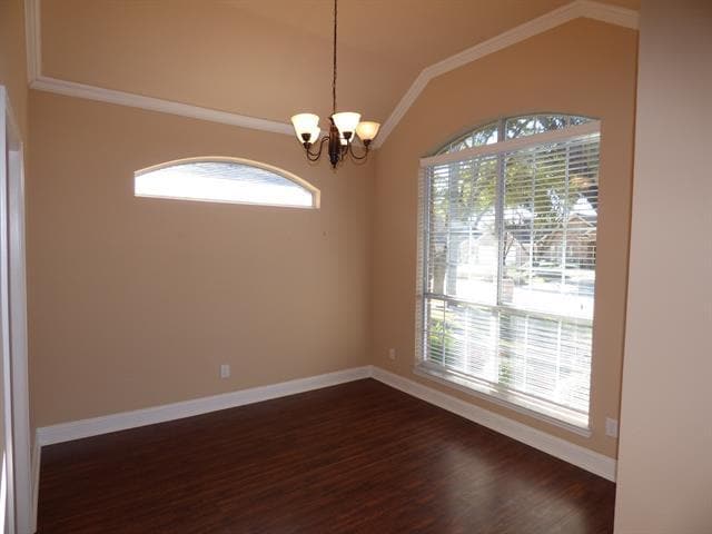 Building Photo - 1732 Meyerwood Ln S