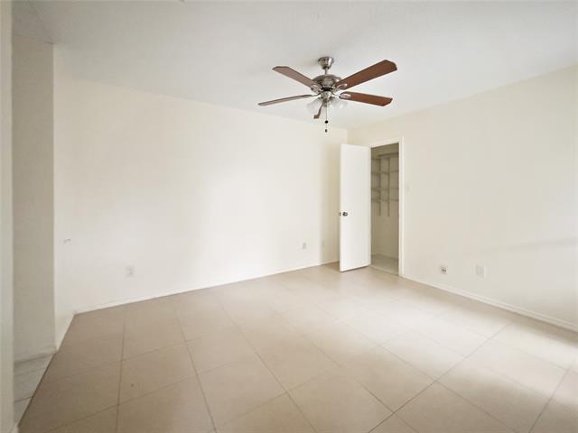 Building Photo - 1106 Hollis St