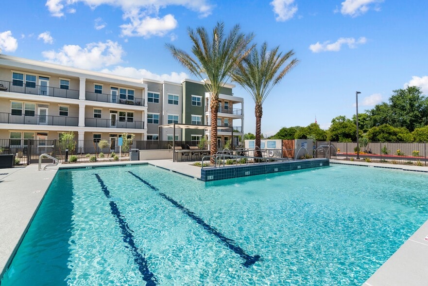 Building Photo - Mera Greenfield 55+ Active Adult