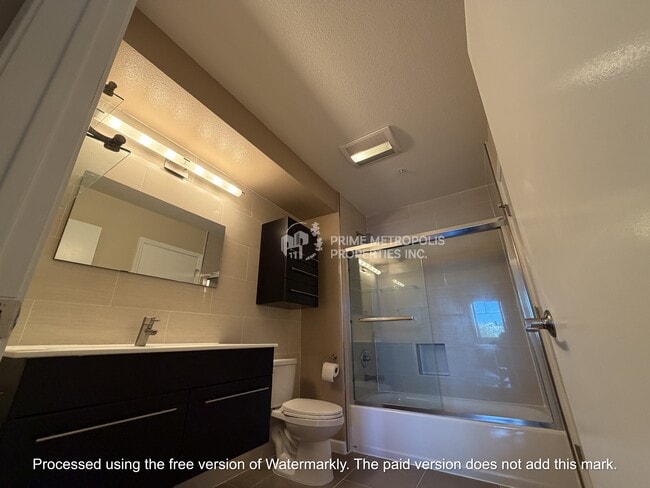 Building Photo - 8400 Oceanview Terrace