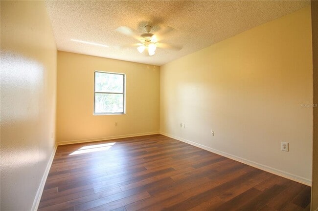 Building Photo - 6324 Highland Gardens Ct
