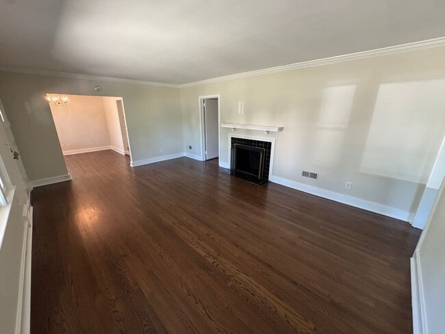 Building Photo - FOR RENT - Haymount Charmer