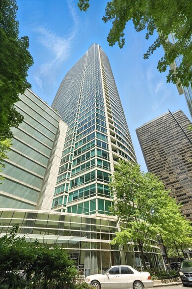 Building Photo - 159 E Ohio St