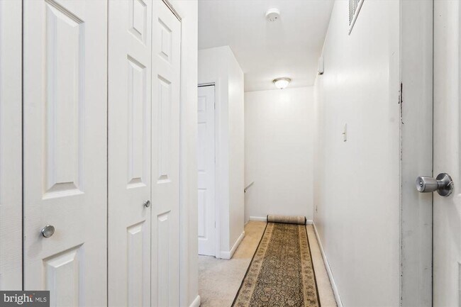 Building Photo - 5200 Sweet Gum Terrace