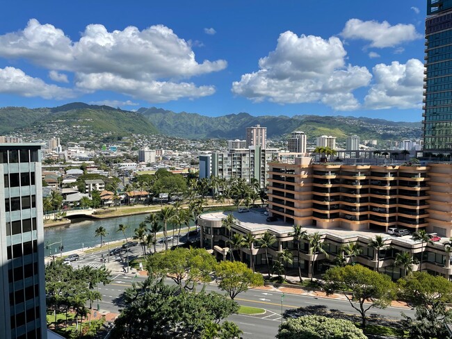 Building Photo - Allure Waikiki - 2/2/2 - $3,750