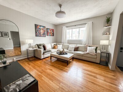 Primary Photo - 273 Dorchester St
