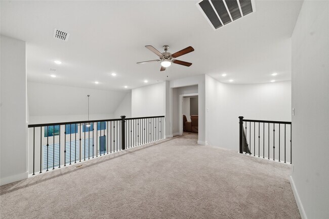 Building Photo - 31719 Hatcher Grv Ln