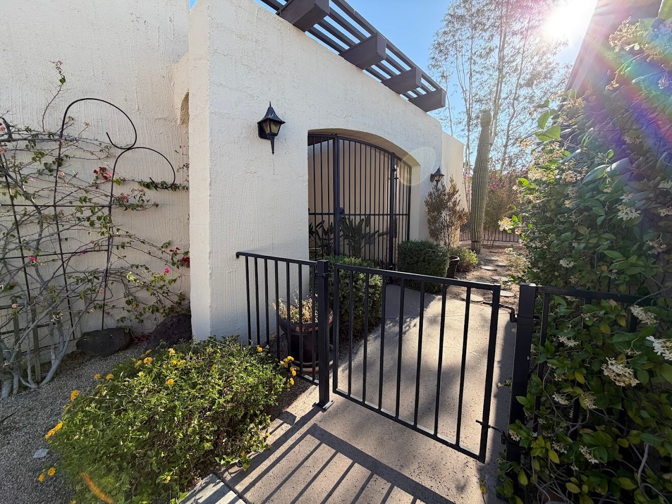Building Photo - 37801 N Cave Creek Rd