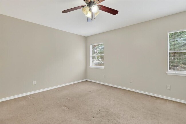 Building Photo - 4430 Cedar Pass Dr