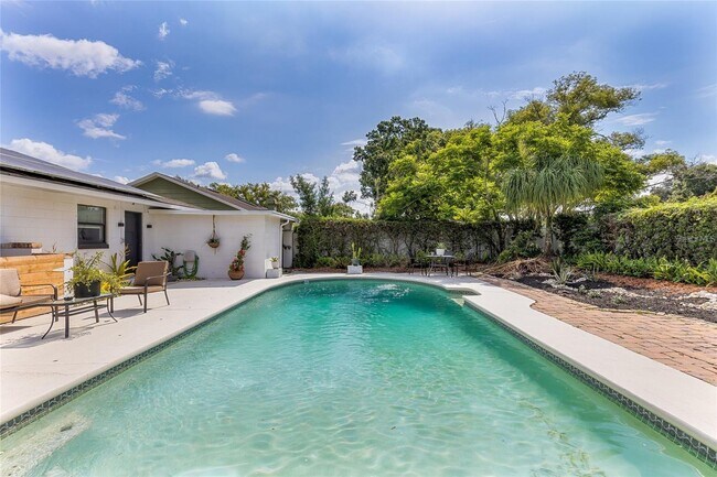 Building Photo - 5128 Lido St