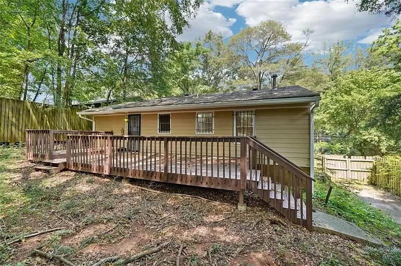 Building Photo - 3403 Phillips Cir