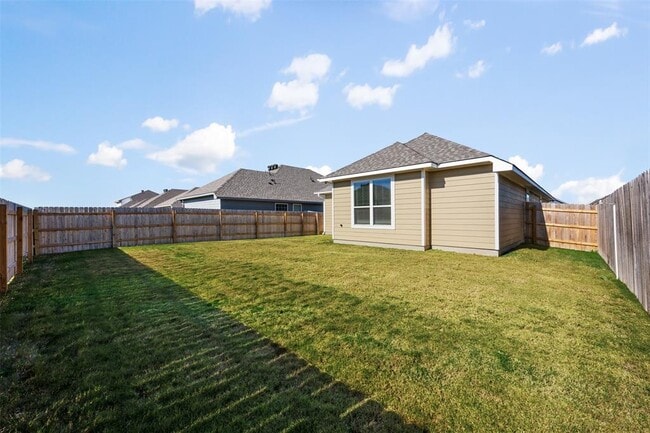 Building Photo - 109 Watch Hl