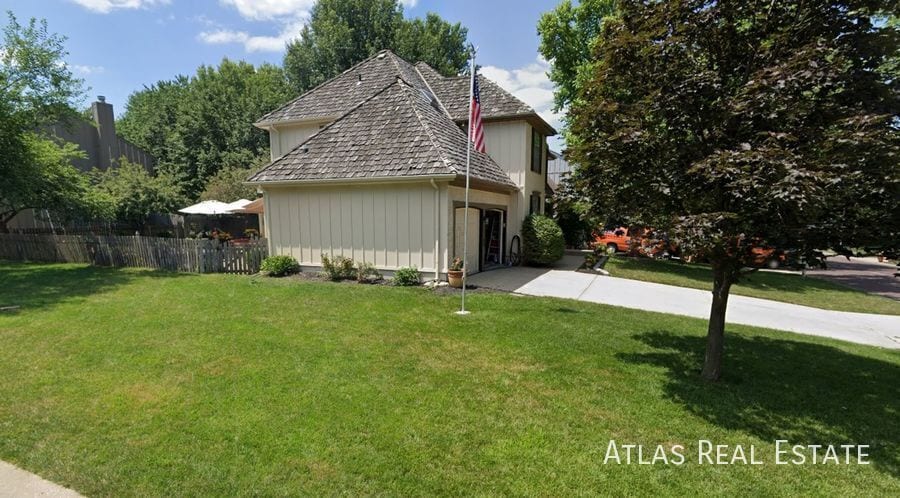 Building Photo - 12108 Horton St