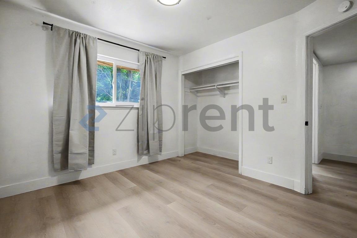 Building Photo - 2306 Ramon Dr