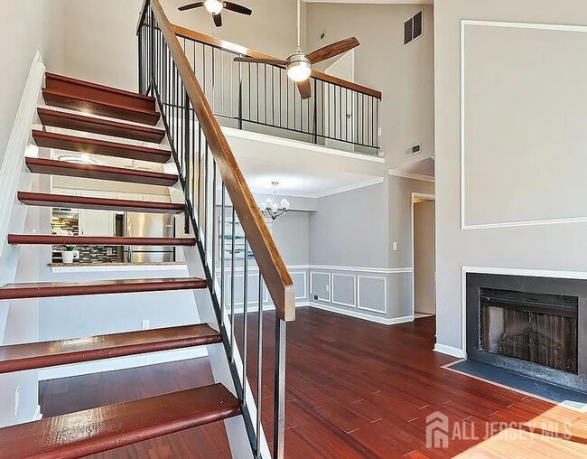 Building Photo - 1010 Aspen Dr