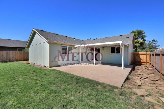 Building Photo - 536 Creswood Dr