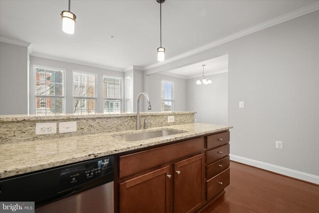 Building Photo - 11246 Chase St