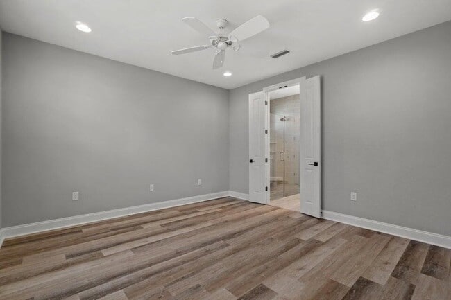 Building Photo - 76 Conifer Ct