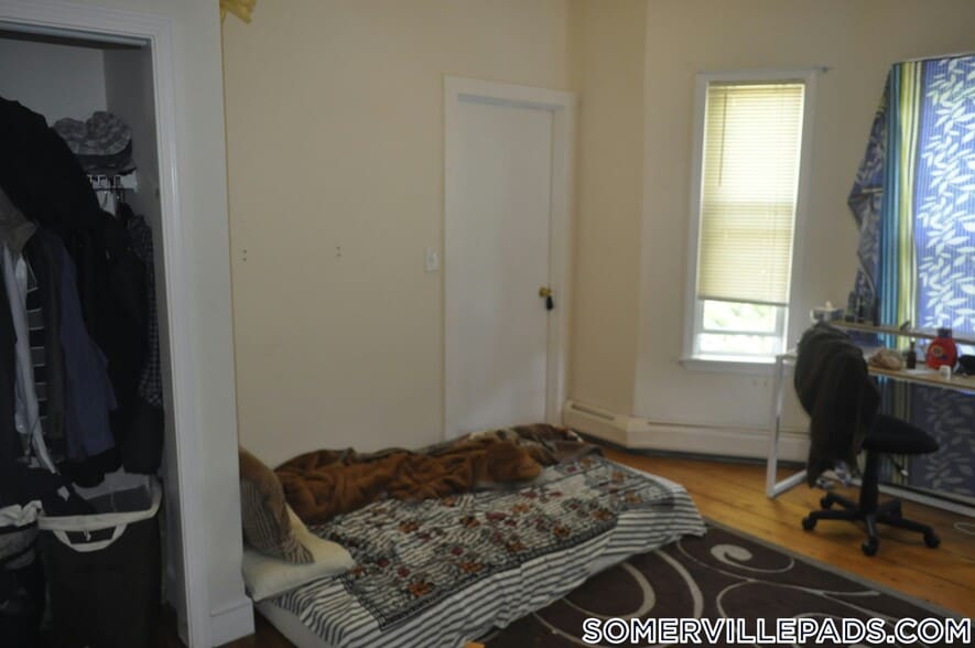 Building Photo - 38 Bond St