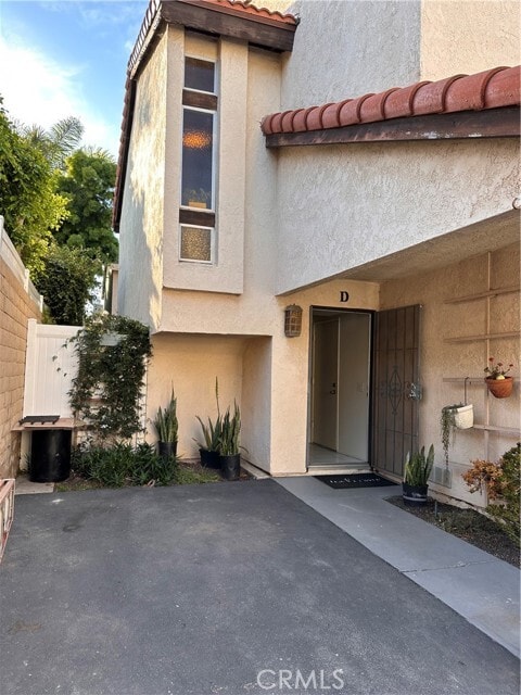 Building Photo - 4832 King Cir