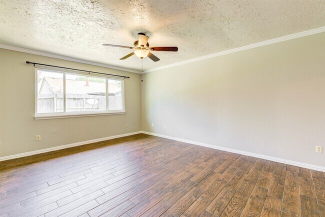 Building Photo - 13610 Tara Oak Dr