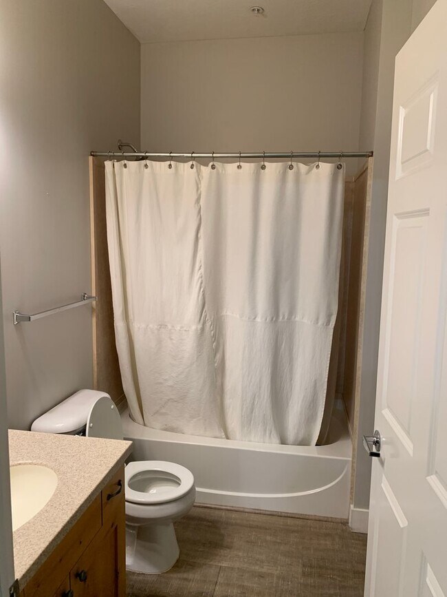 Building Photo - Luxury 2 Bedroom Condo in Downtown Provo W...