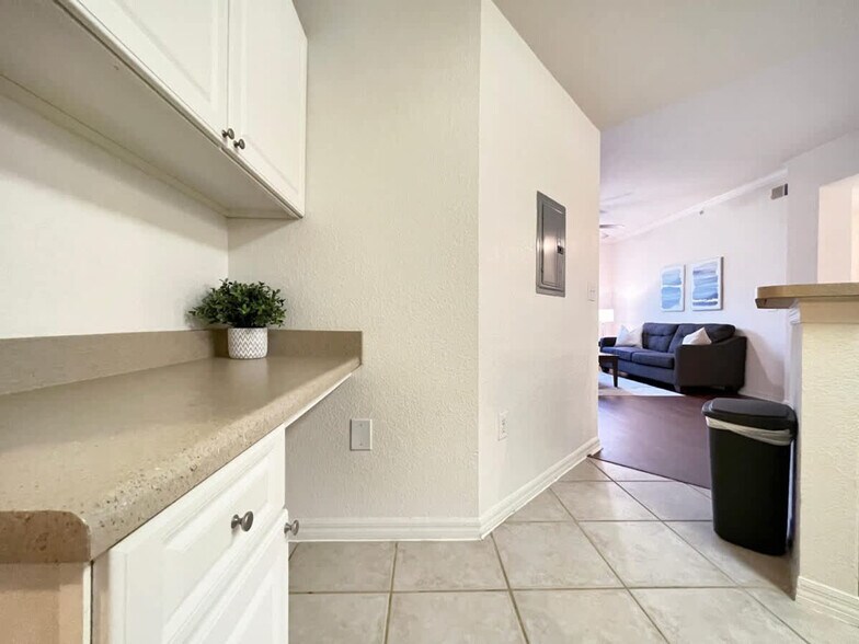 Building Photo - 9919 Montague St