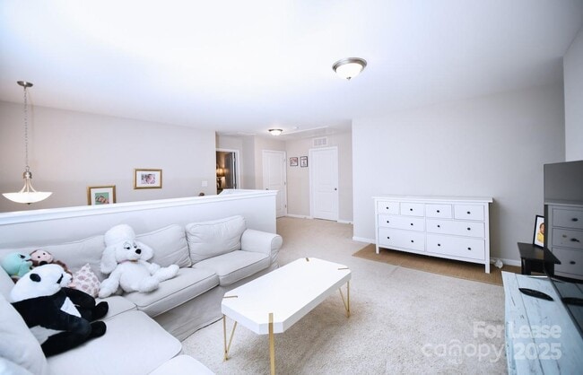 Building Photo - 1463 Bramblewood Dr