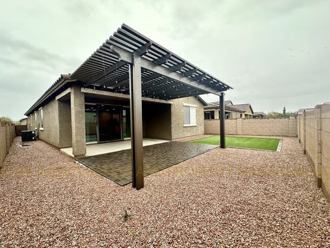 Building Photo - 6514 E Via Arroyo Azul